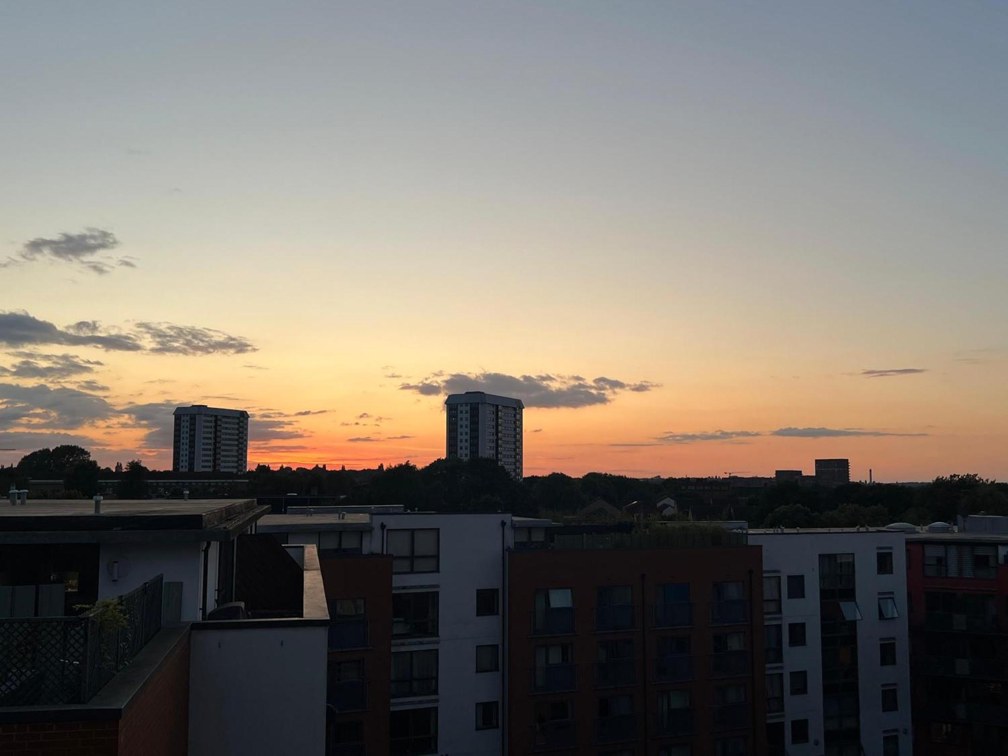Urban Studio With Balcony Birmingham Luaran gambar